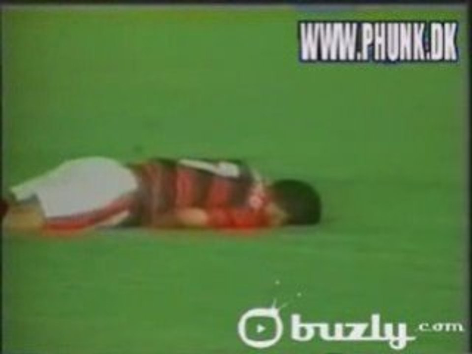 Baston lors d'un match de foot