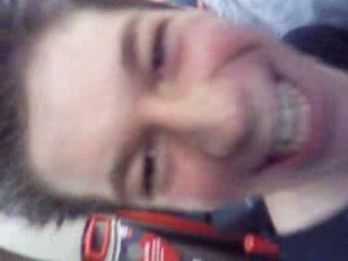 QUaNd l'bAchEloR  se MEt a CHanTER ...