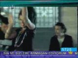 Azirha-Yolun Basindayim Orijinal videoklibi 2008