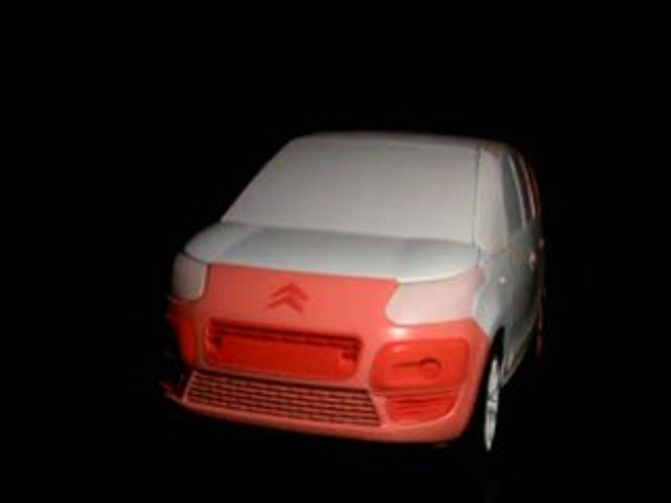 video C3 Picasso visible sur le stand Citroen Mondial 2008