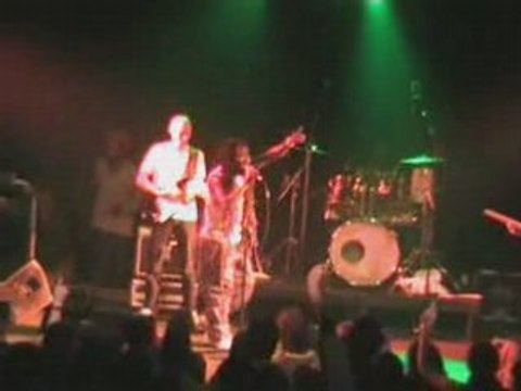 RAS DUMISANI sing BOB MARLEY get up stand up