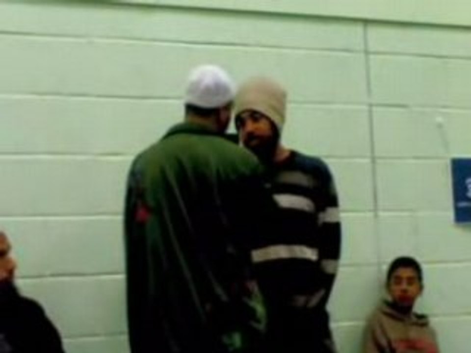 Man converts to islam after breathtaking speech