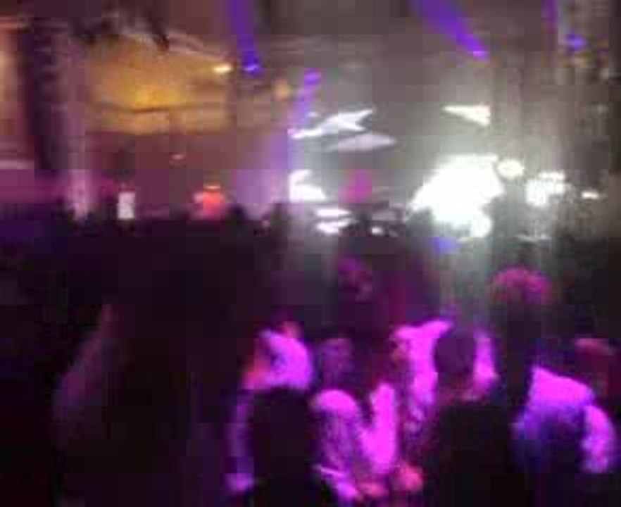 Gala Supelec 2008 - We Will Rock You - Eric Kaufmann