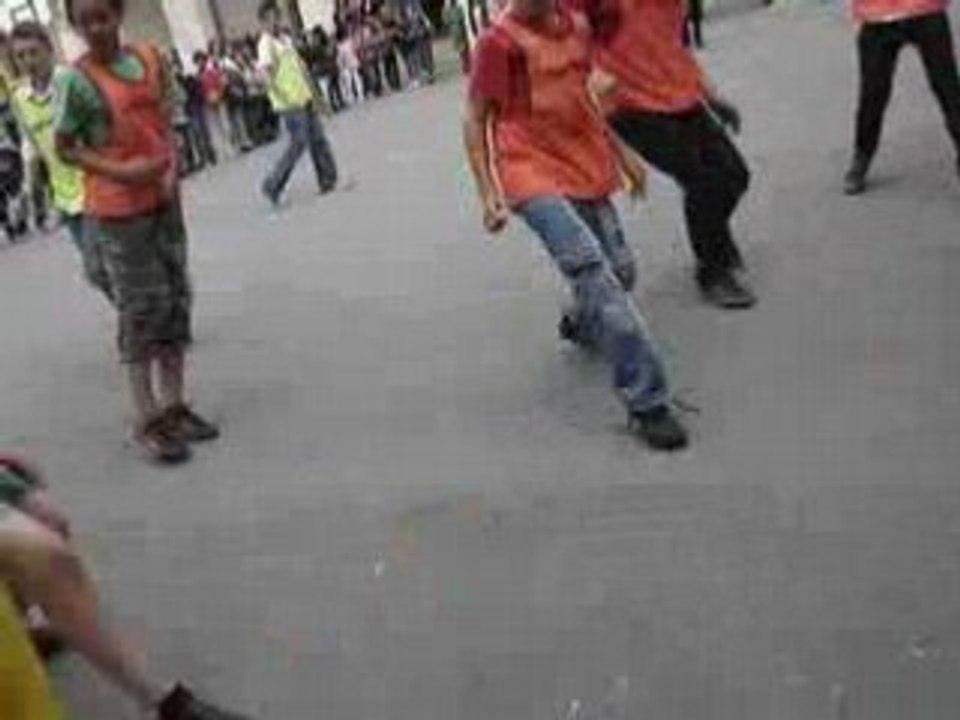 MOV02570