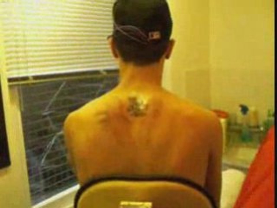 Kamelancien beat sur mes traces - scéance tatouage en direct