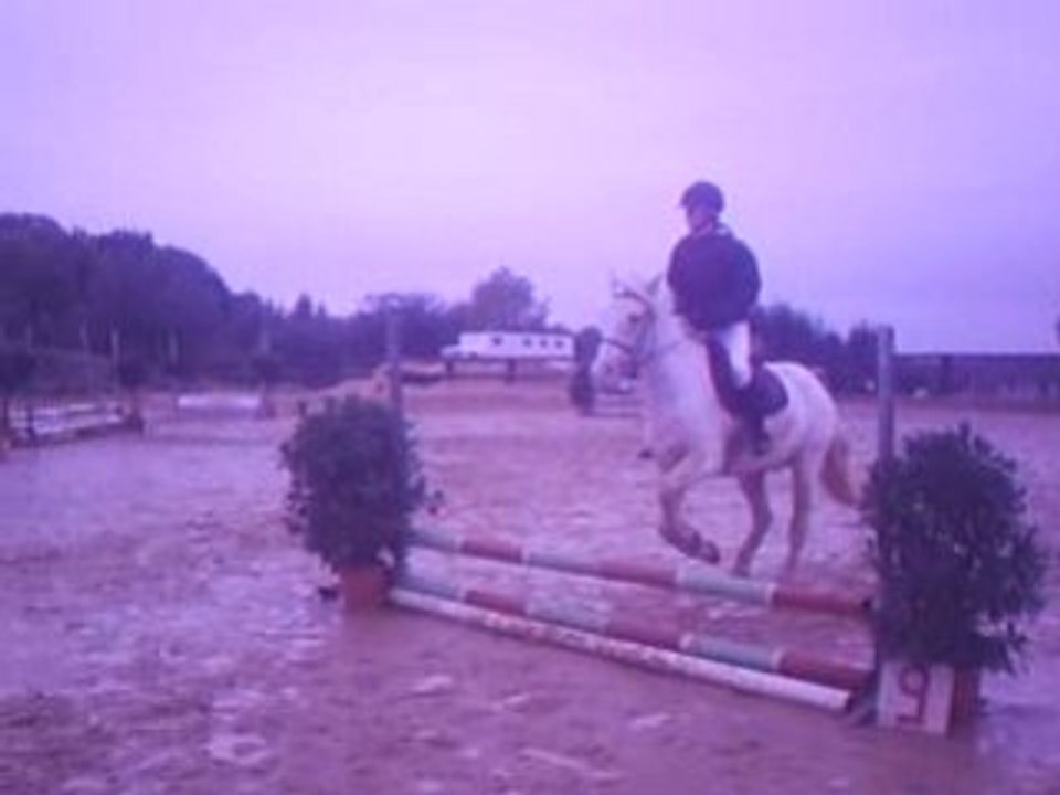 JOYEUX & SOPHIE, TOUR EN CLUB 4.