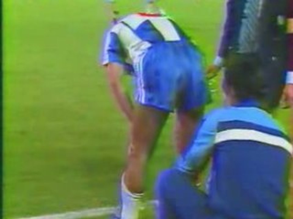 Madjer L'attaquant  Algérien  a marqué e football Mondial