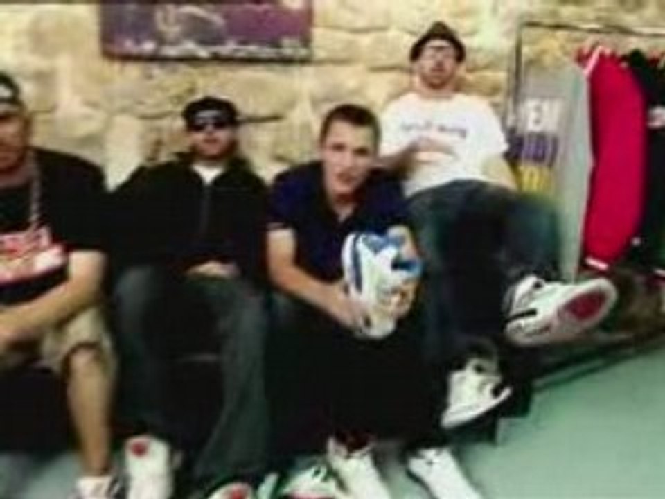 BIONIC & SPLIT "Lèche Mes Pompes 2 Retro Feat DABAAZ"