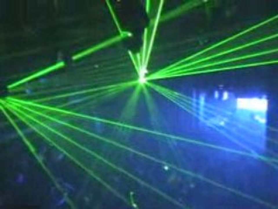 18-10-08 Lasers @ Metropolis