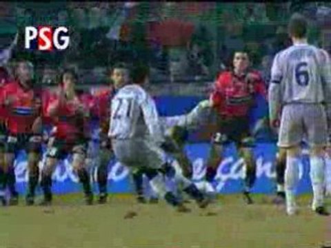 Ronaldinho BUT sur coupfranc (PSG - Rennes(02))