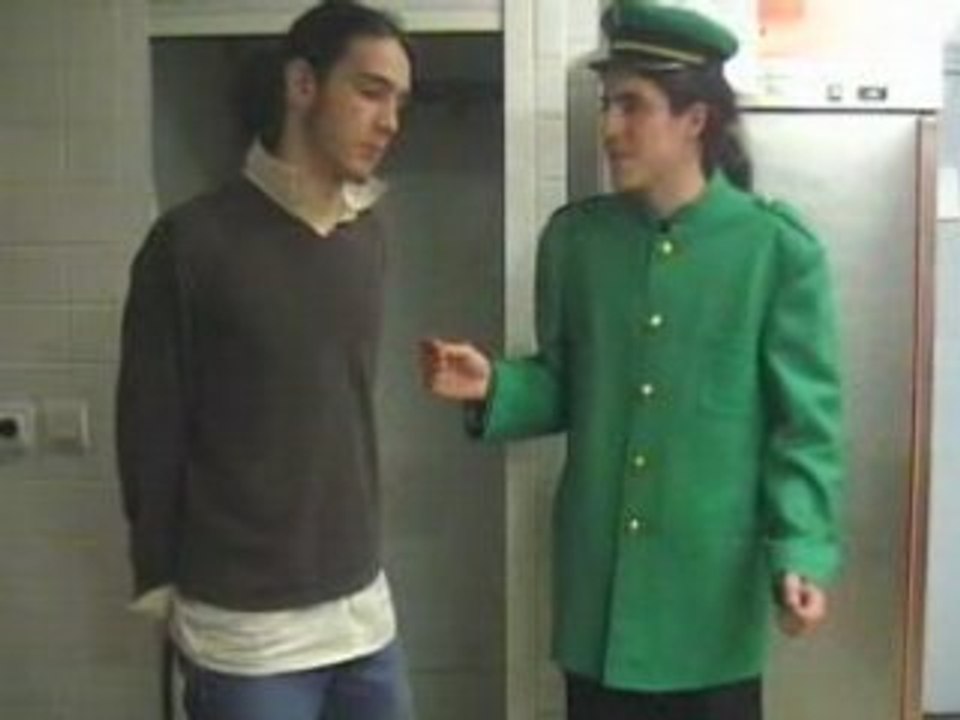 Palace et gros mythes - 03 - visite salle dimanche