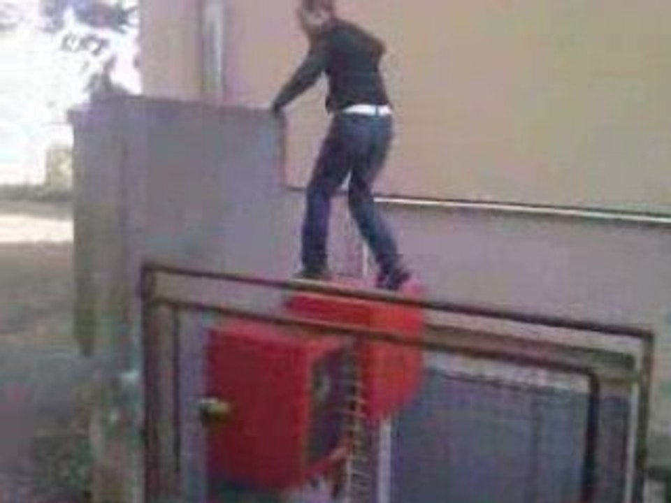 Tony tati