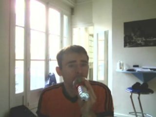 Wiwi égratigne "Rock dj"