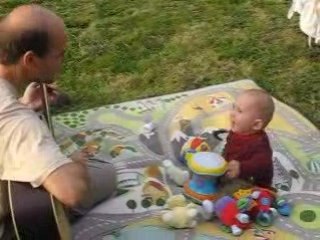 Loan tape le blues avec papa Oct 08