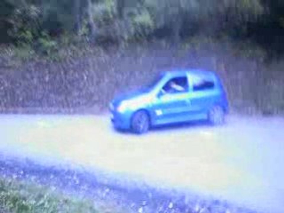 travers...avc la rs