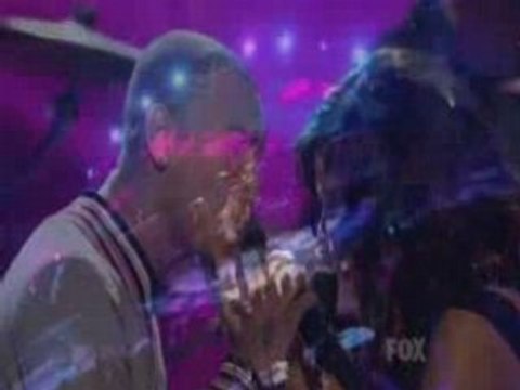 Chris Brown Feat Jordin Sparks - No air Live American Idol