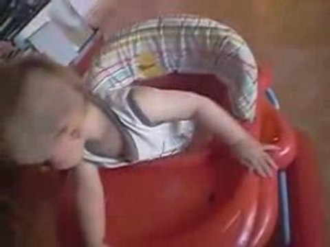 eric dando vueltas jajaja