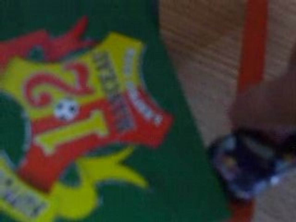 Moi en fesent du finger skate avec une voiture mdr