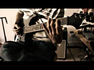 HD - Guitar part on a drumkit from hell beat