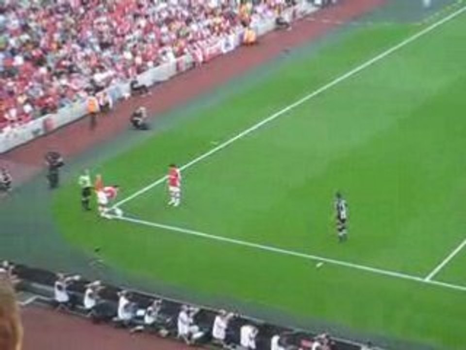 Coup-franc Van-Persie 24è