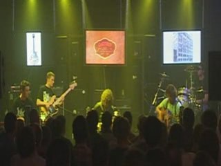 Concert de Nono (guitariste de Trust) au Marchand de Sons