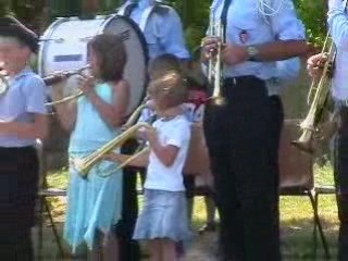 fanfare de troussencourt et leur canard lol