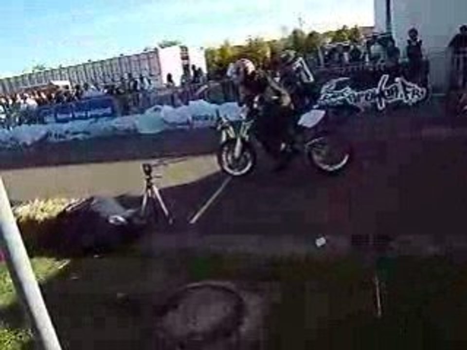 stuntman8 vs sherco