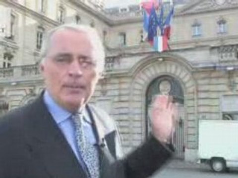 Caisses d'épargne: l'édito vidéo de Mediapart