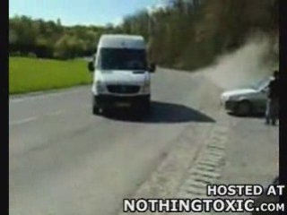 Une camionette responsable de l'accident d'un motard