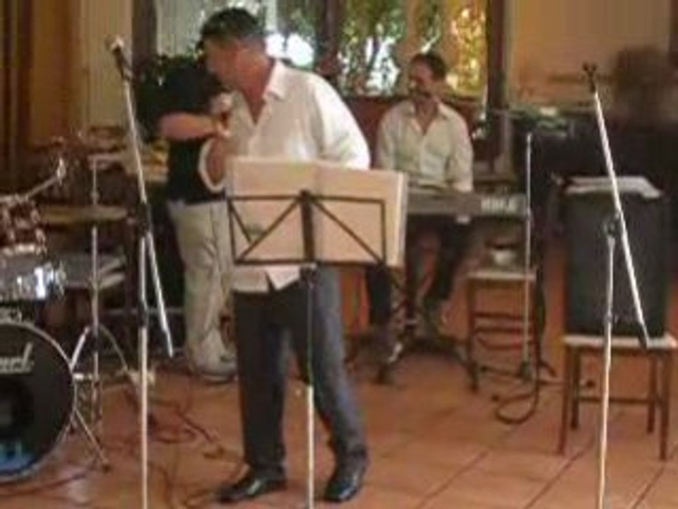 Enzo chanteur