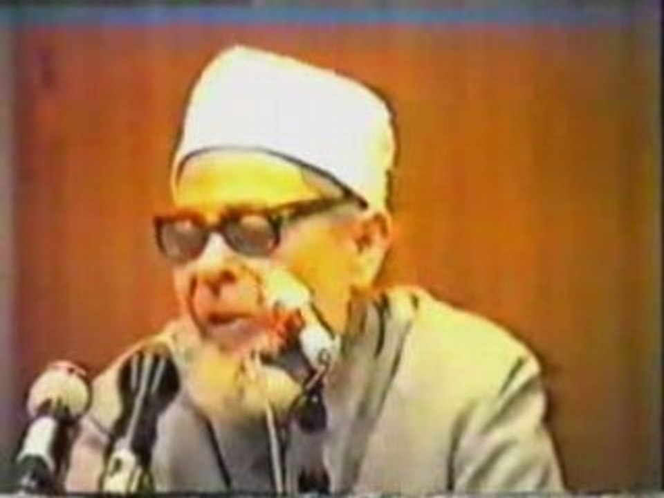 فديو نادر للشيخ الفقيه سيد سابق