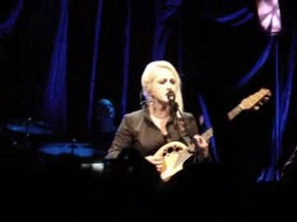 Cyndi Lauper - She bop [Live@Bataclan, Paris]