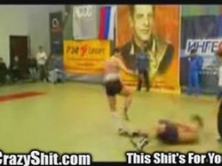 Fatal muy thai kickboxer headkick