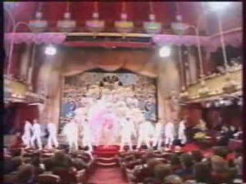 Estelle Danière aux Folies bergère dans folies en folie