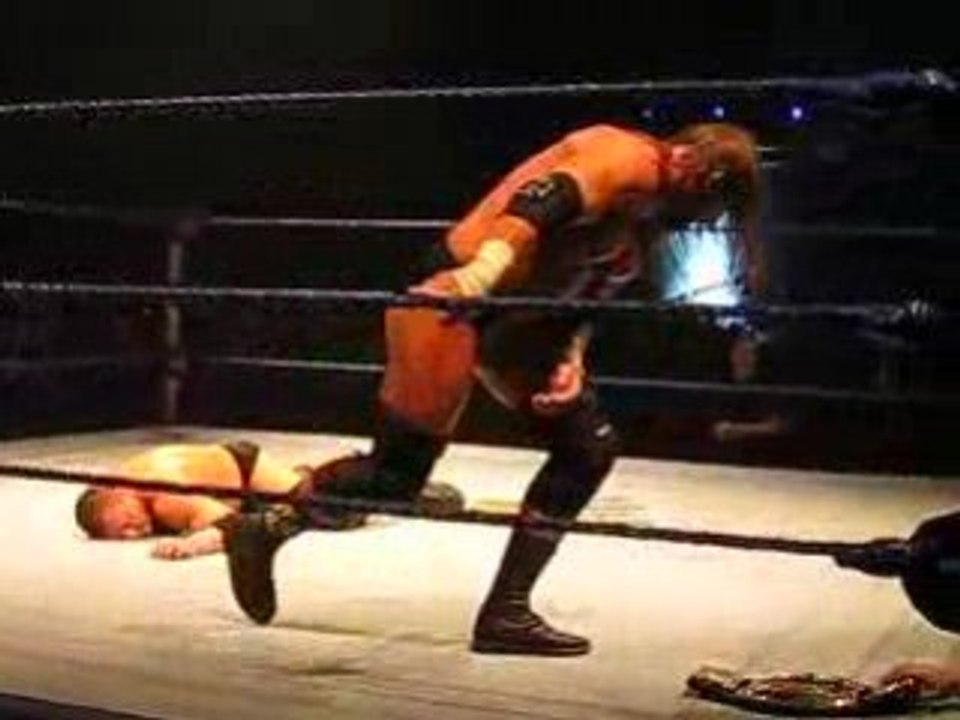 final Triple H vs vladimir kozlov wwe nice 2008