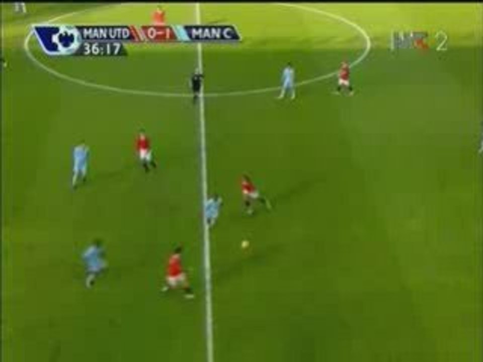 Cristiano Ronaldo vs Man City Backehal panna