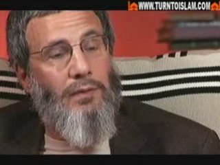 YUSUF ISLAM Interviewé par la BBC. 2