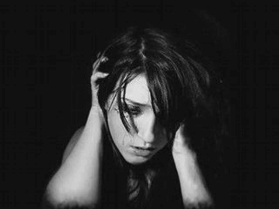 Hüzün-aksamlar cökünce