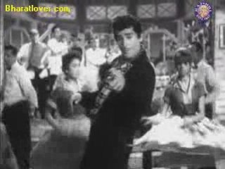 China  Town  - Baar Baar Dekho www.bharatlover.com