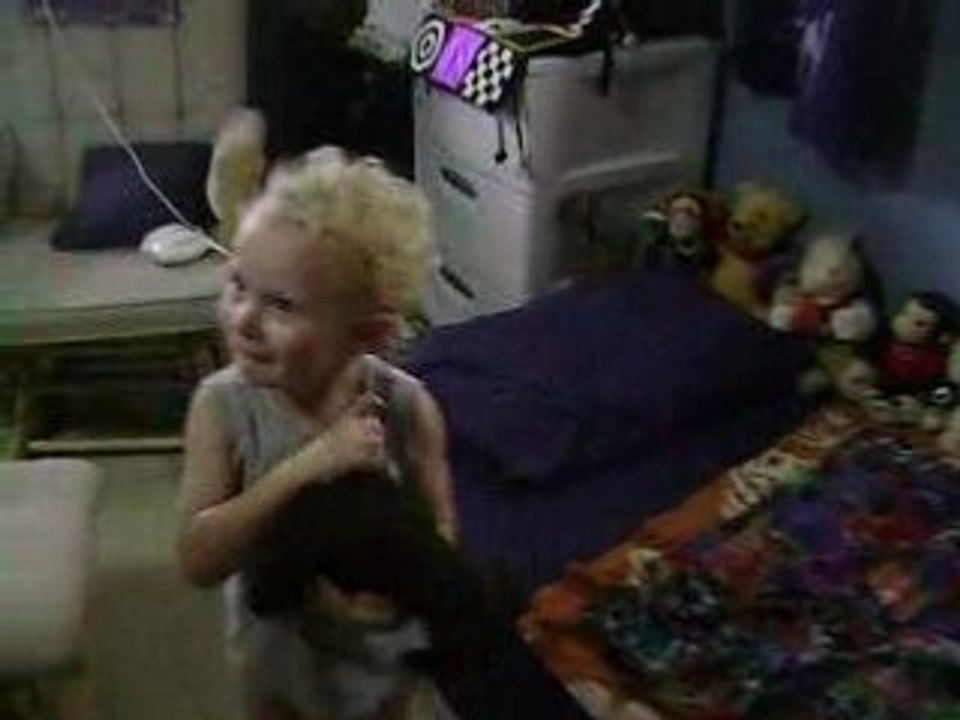 MOV02103