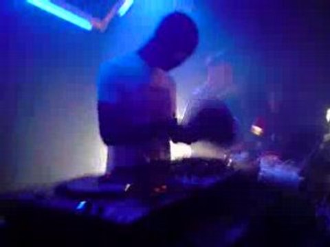 Danger @ l'UBU (Rennes)- Intro & 9h20