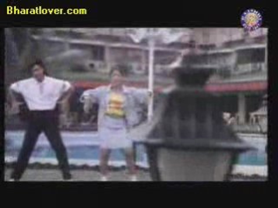 Umr  Pchpn  Ki  Dl  Bchpn - Aankhon Mein Tere Sapne