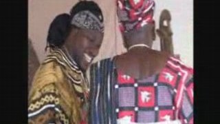 Fulgence Compaoré feat avec sa grande mère Ghorogo Ado.(M'MA