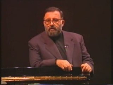 ΘΑΝΟΣ ΜΙΚΡΟΥΤΣΙΚΟΣ