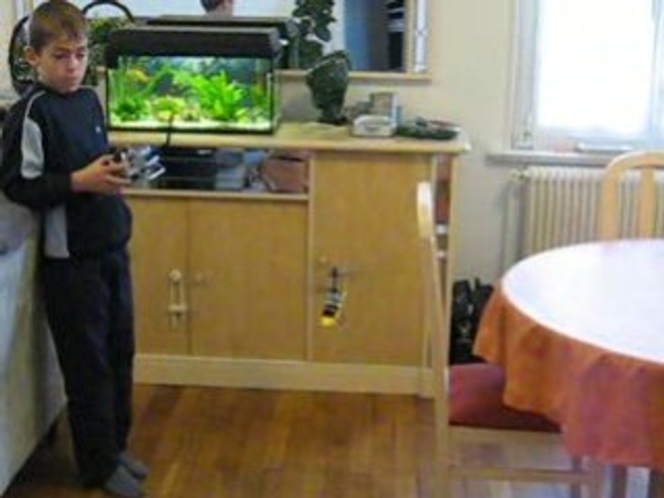 Blade Mcx: pilote kevin, 11ans