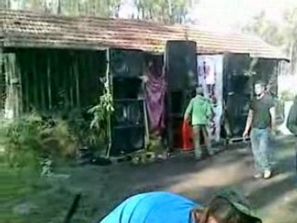 261008 acoustik tony voodoo people pendulum