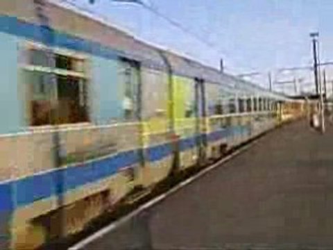 Téoz sans arrêt avec sa bb26000