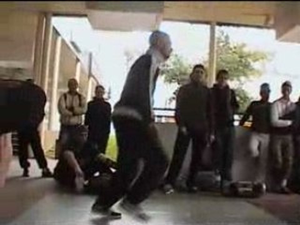 Selef vs Azbro