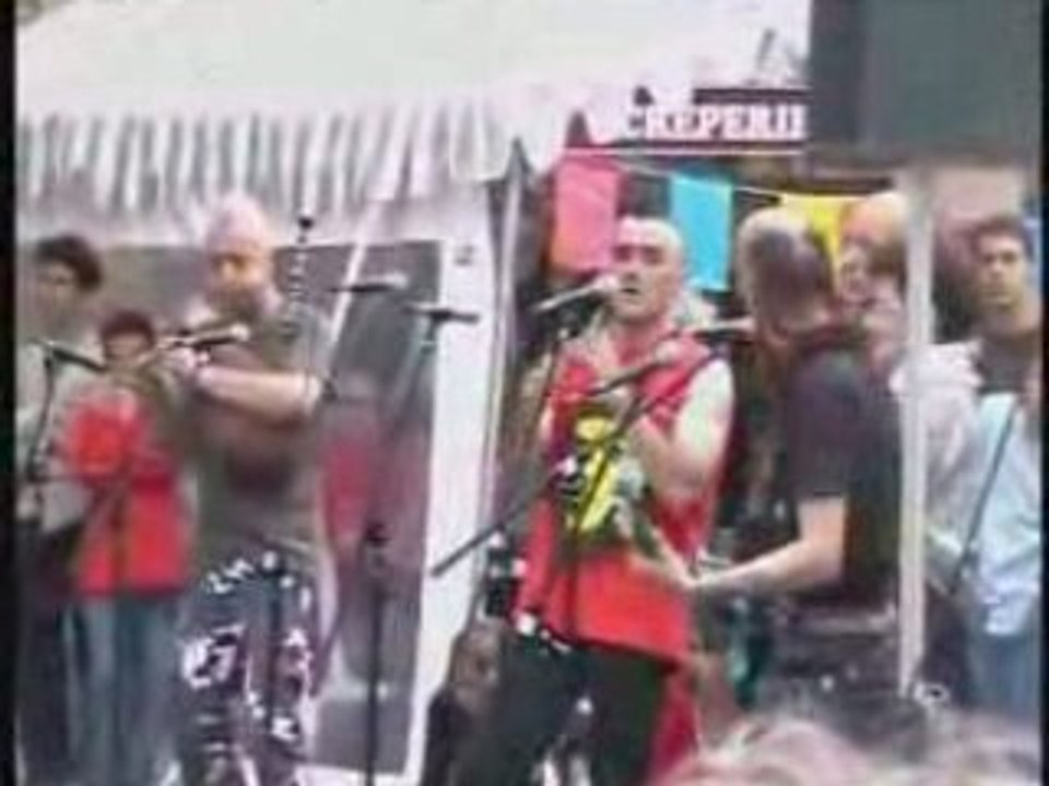 Les ramoneurs de menhirs et Louise Ebrel