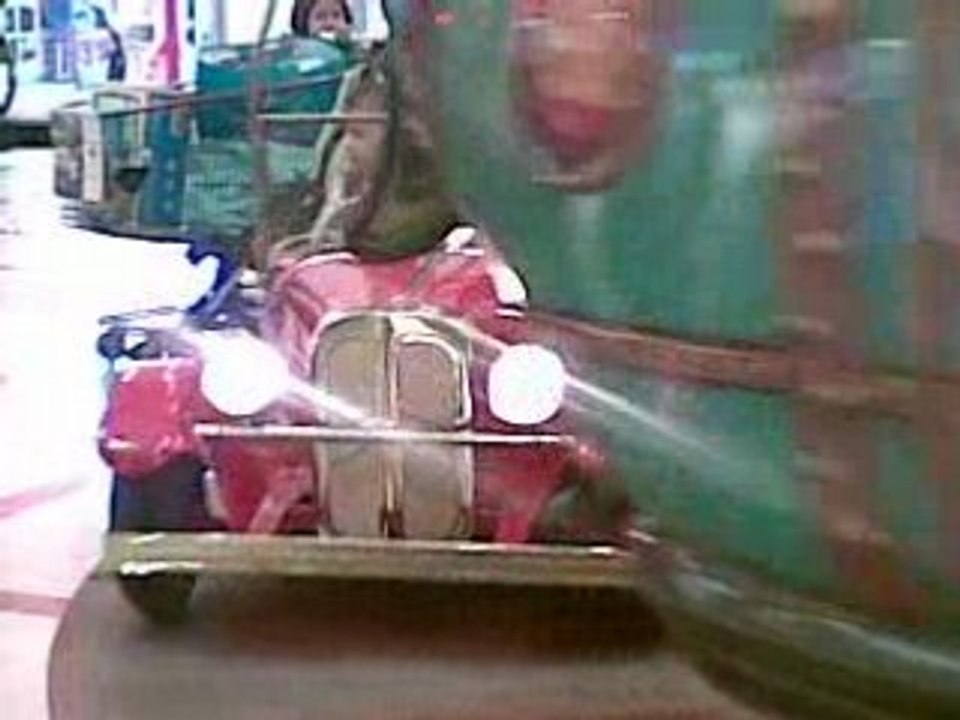 Elise fait du manège 1ère fois bis